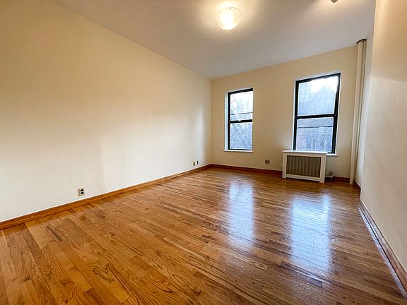 2nd image of 329 E 88th St #4B