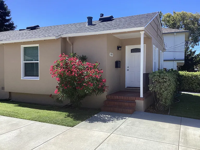 1414 Jasmine St — Photo 2