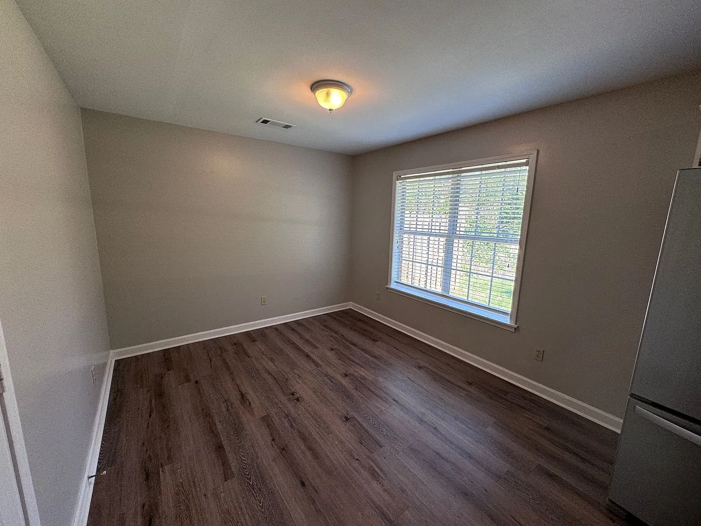 1000 Creekside Place — Photo 4
