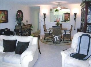 7665 Sun Island Dr S APT 207, South Pasadena, FL 33707