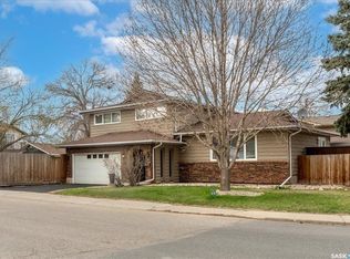 182 Lincoln Dr, Regina, SK S4S6R5
