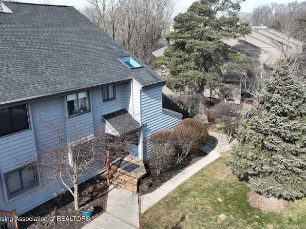 5415 Wild Oak Dr #28, East Lansing, MI 48823
