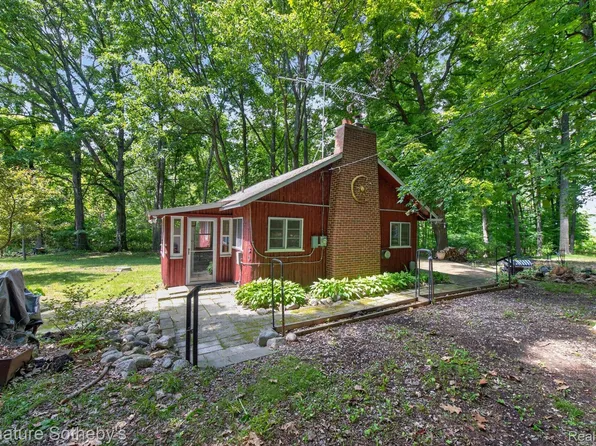 12200 Hadley Rd #130, Gregory, MI 48137