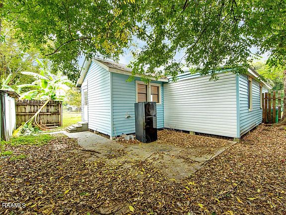 3rd image of 714 Maine St