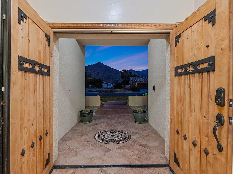 78710 Avenida Naranja — Photo 46