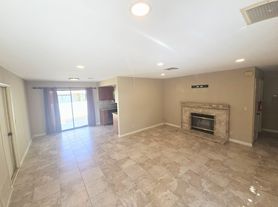 616 W Graaf Ave, Ridgecrest, CA