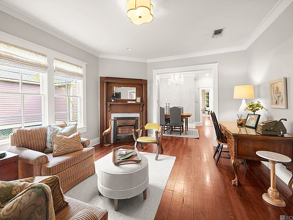 3rd image of 8262 Highland Rd