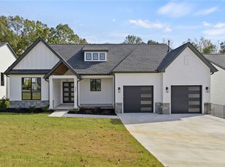 354 Clemson St, Clemson, SC 29631