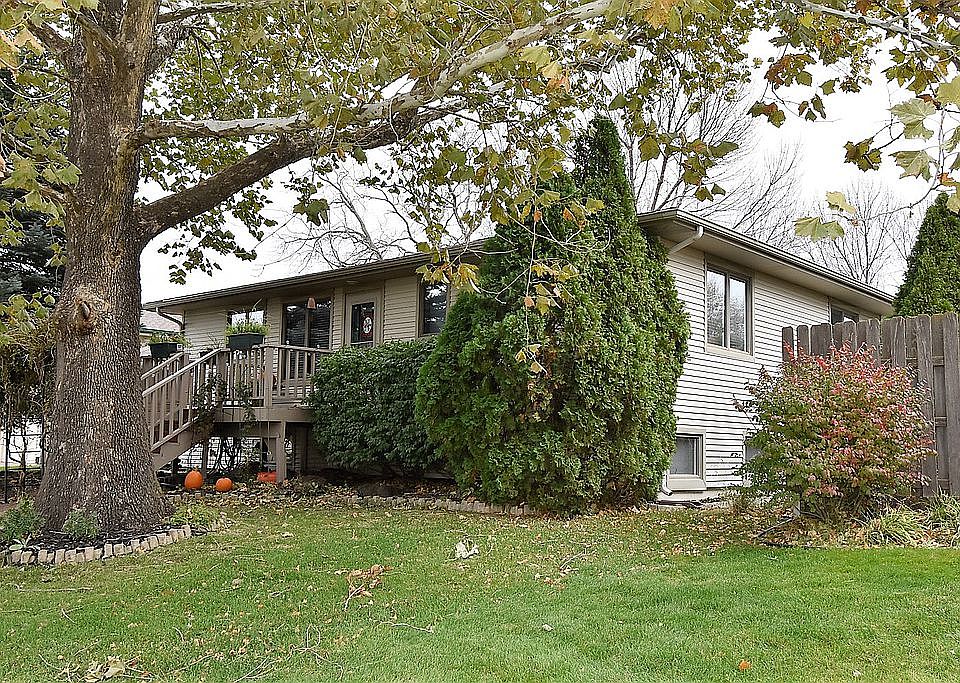 1st image of 3848 S 57th St