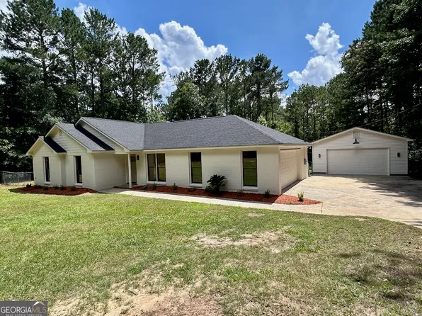 1379 Jones Rd, Cataula, GA 31804