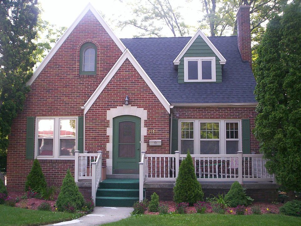 Exterior Front