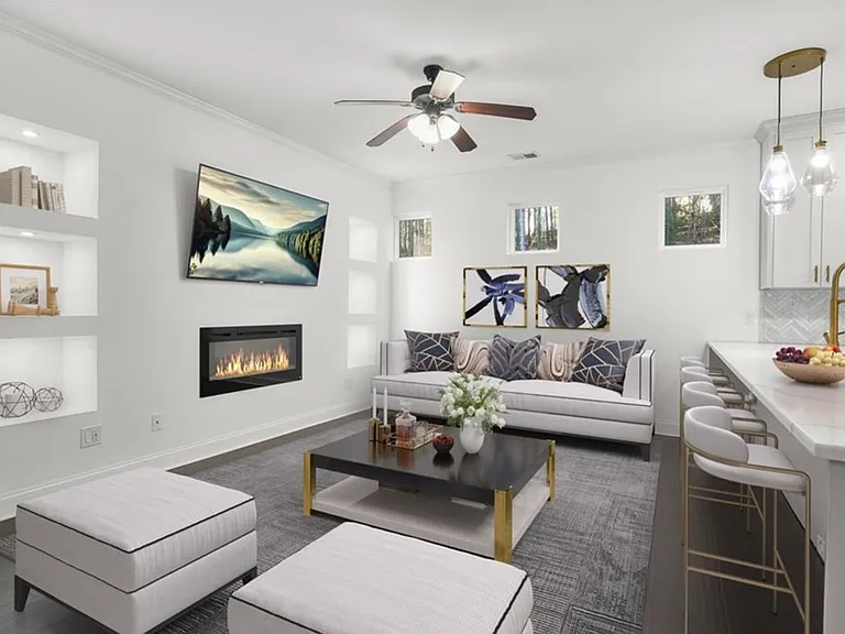 702 Barberry Dr — Photo 10