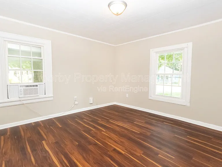 207 Napier St #1 — Photo 10