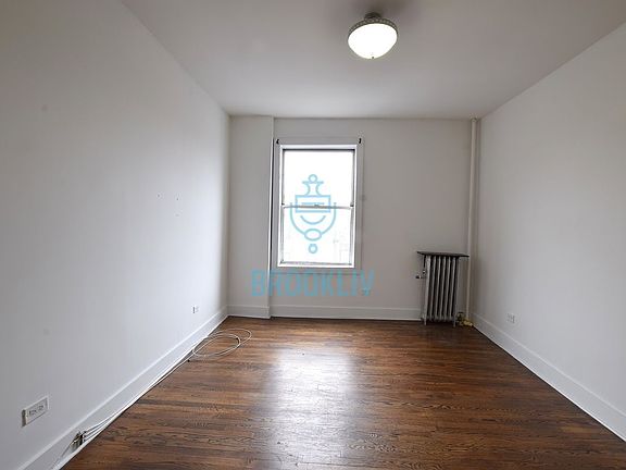 3rd image of 2568 Bedford Ave APT 3D