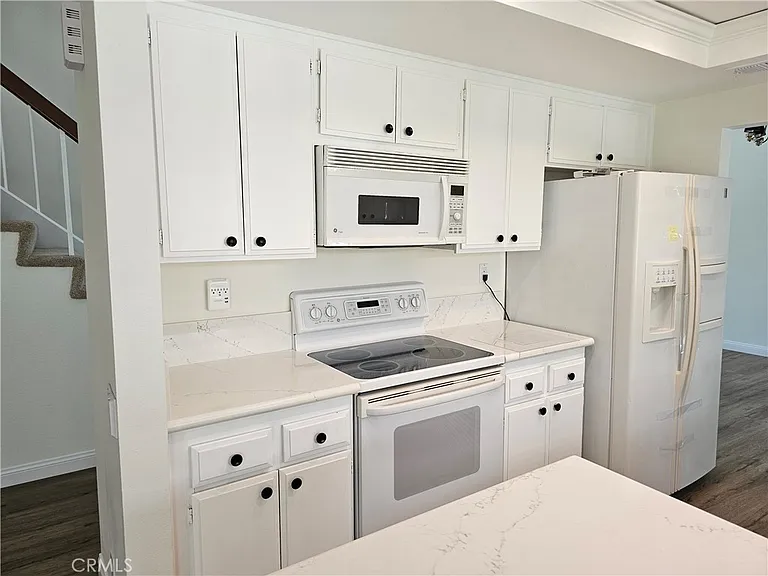 25825 Southbrook — Photo 4