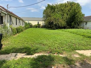 9329 Fig St, New Orleans, LA 70118