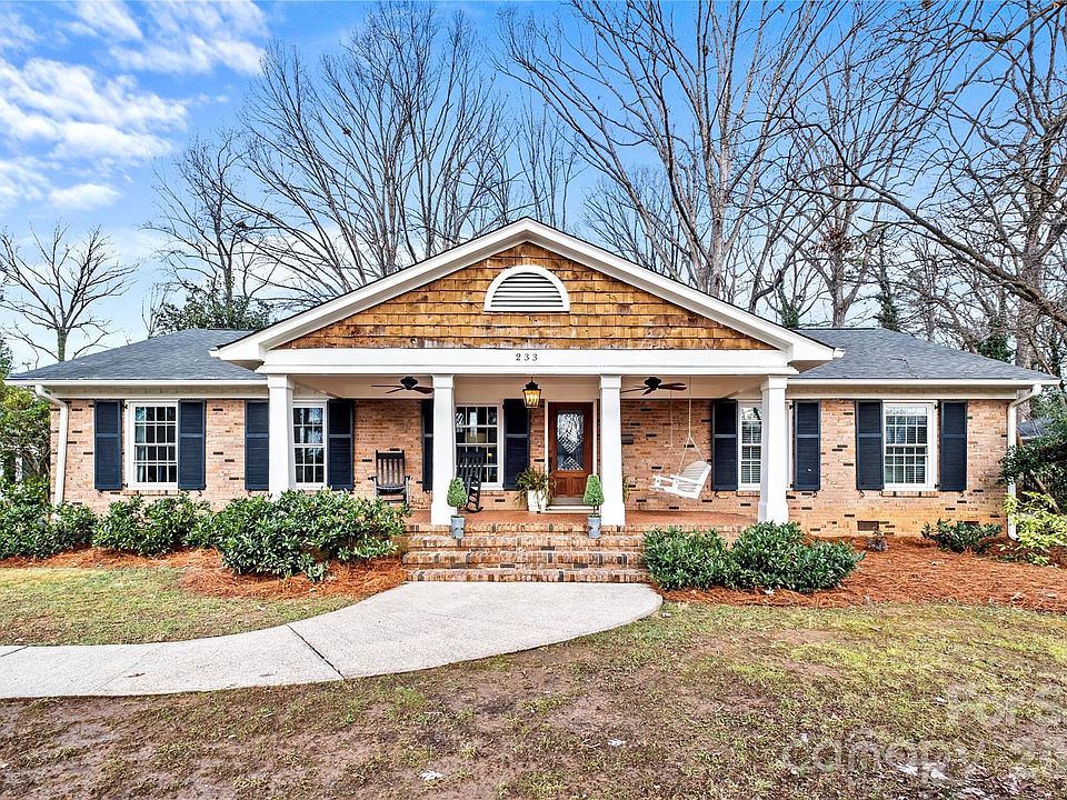 1st image of 233 Chiswick Rd