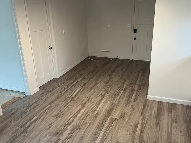 19-21 Penrose Ave #4 — Photo 6