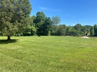 1564 S Golden Hollow Rd, Eckerty, IN 47116