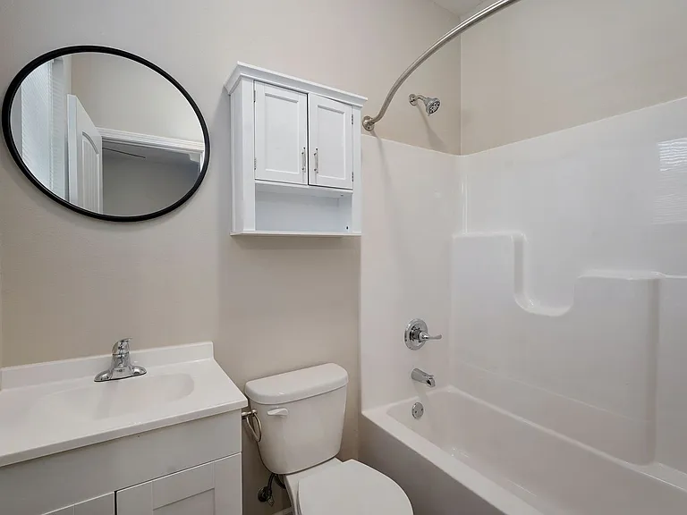 308 S Hampton Ave — Photo 22