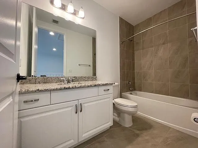 12921 Trevi Isle Dr — Photo 18