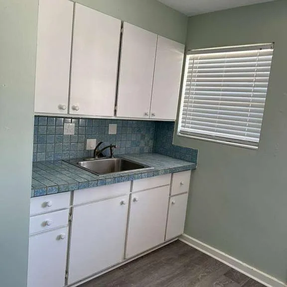 140 Frazar Rd — Photo 15
