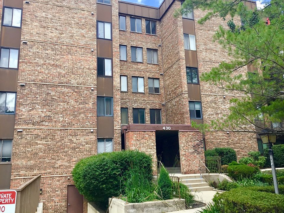 1st image of 430 Walnut Creek Ln Unit 2205