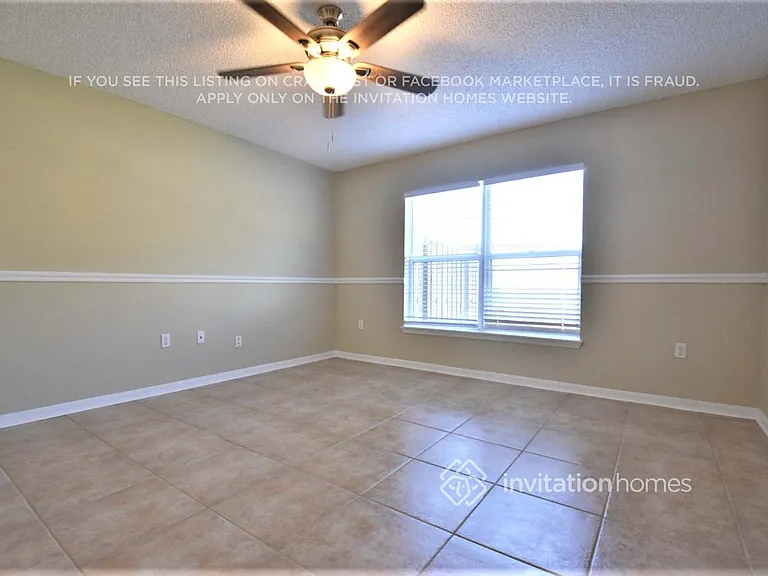 2210 Brookshire Cir — Photo 3