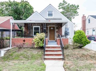 22206 121st Ave, Jamaica, NY 11411