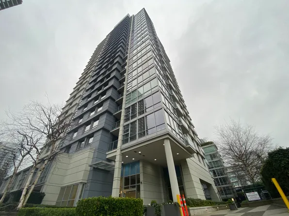 638 Beach Cres #1001, Vancouver, BC V6Z 3H4