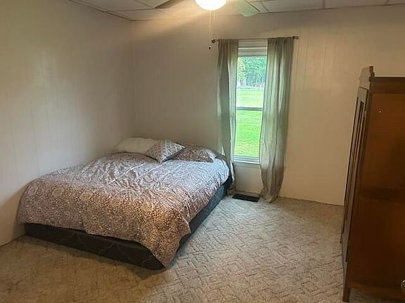 3rd image of 140 Brookie St