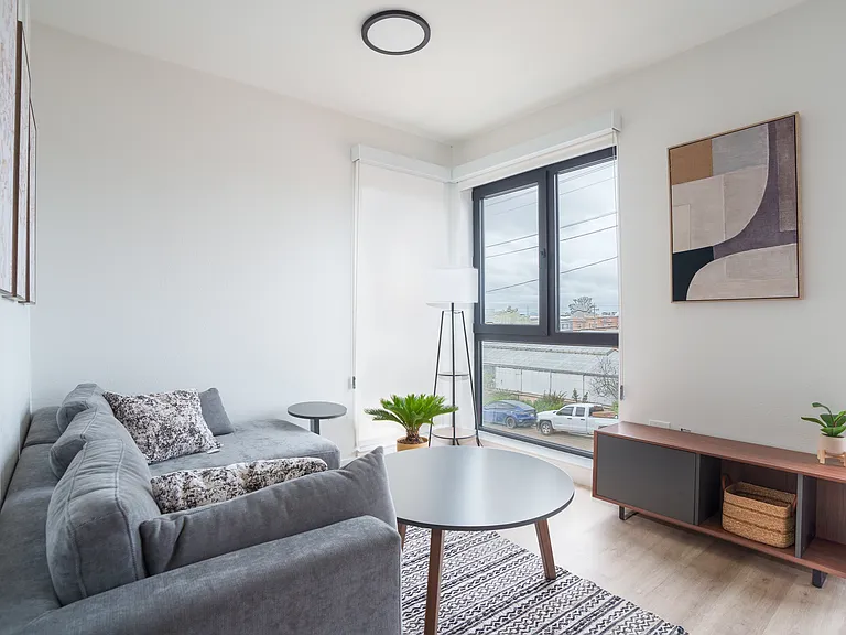 1773 Oxford St #201 — Photo 16