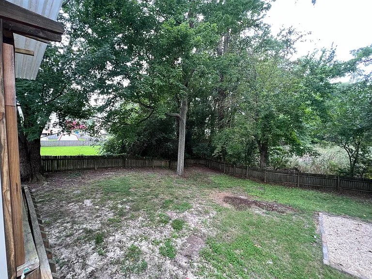 6206 Winthrope Dr — Photo 24