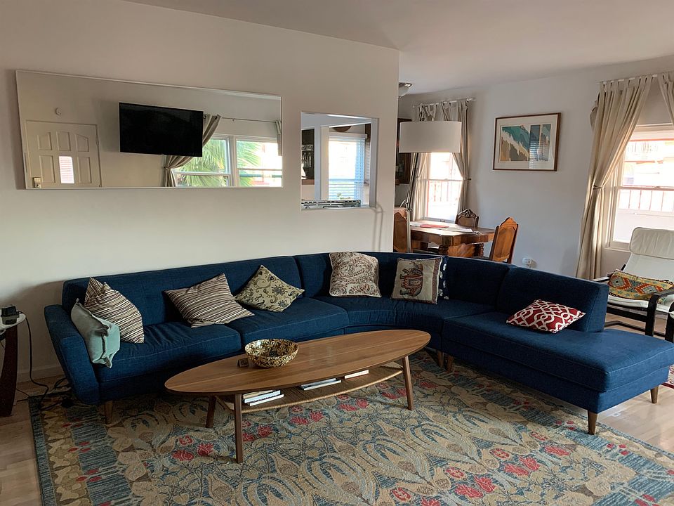 712 Cedar Apt. 17 Living Room view toward south