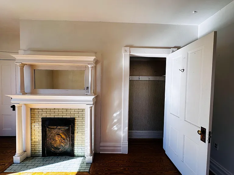235 Kalorama St #C — Photo 6