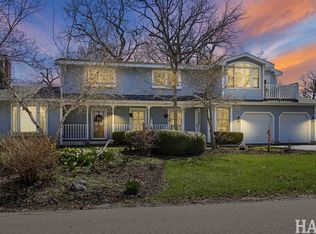 33254 N Cove Rd, Grayslake, IL