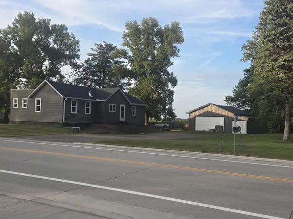 37524 County Road 15, Saint Peter, MN 56082