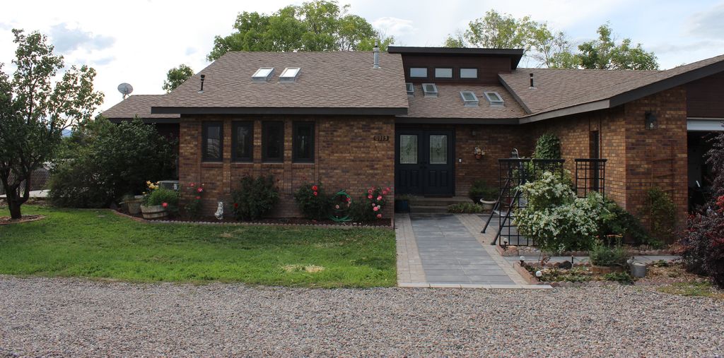 113 Fox Run Rd - Property Image