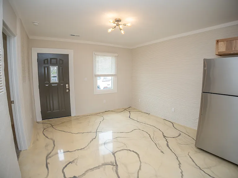120 Jefferson Rd #A — Photo 6