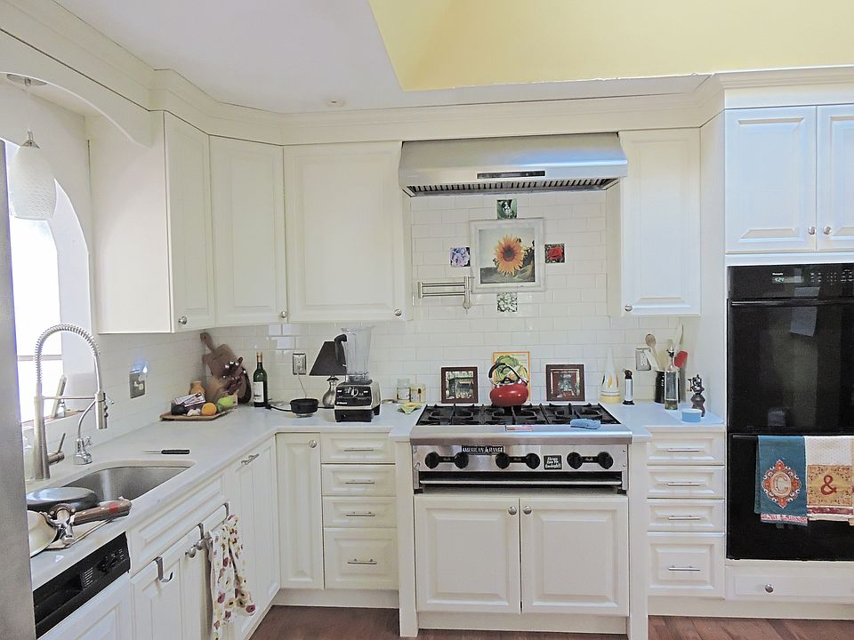 Gourmet Updated Kitchen