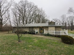 5722 W Olive Branch Rd, Greenwood, IN 46143