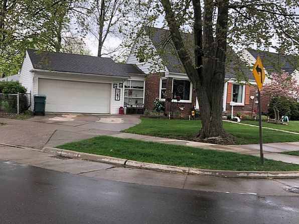 3201 Croissant St