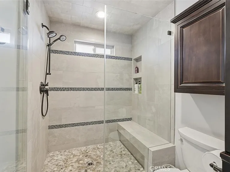 5348 Doris Way — Photo 32