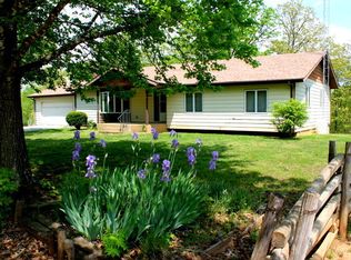 13060 Sunrise Dr, Cabool, MO 65689