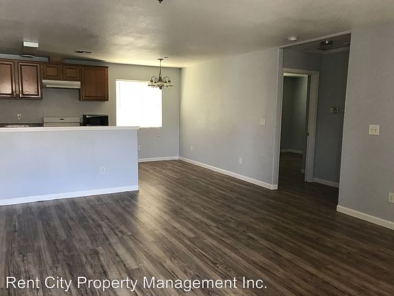 2nd image of 9562 Emerald Park Dr
