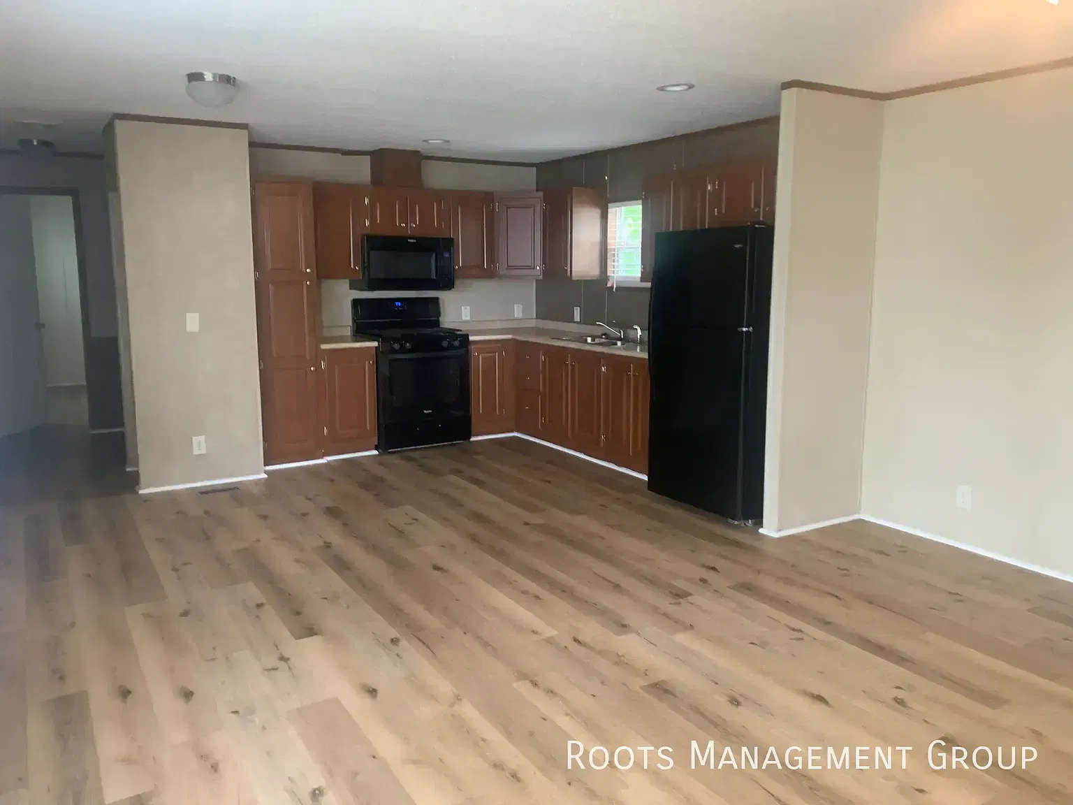 3 Bed 2 Bath Home Available for Lease at Briar Ridge - Apply Now! — Photo 2