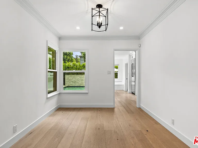 3956 Alcove Ave — Photo 8