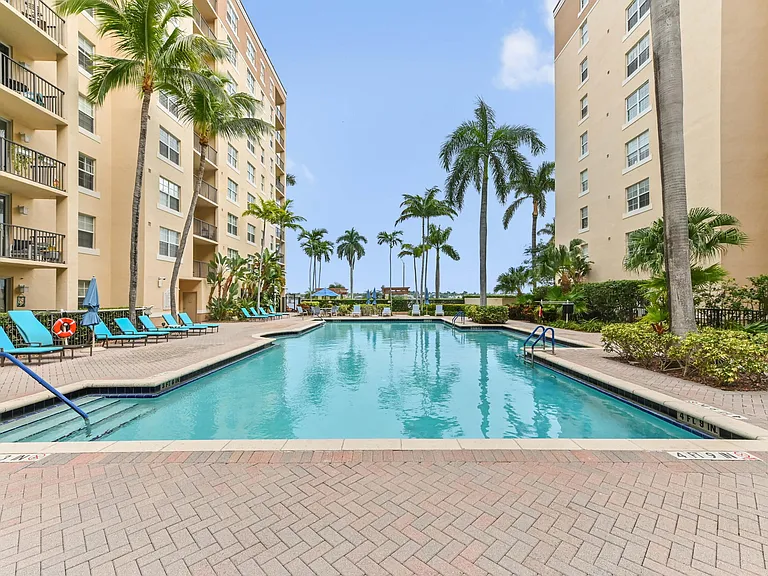 1801 N Flagler Dr #308 — Photo 29