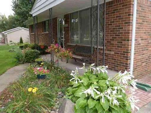 2nd image of 39325 Elmite St