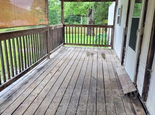 155 Crawford Ln, Rupert, WV 25984